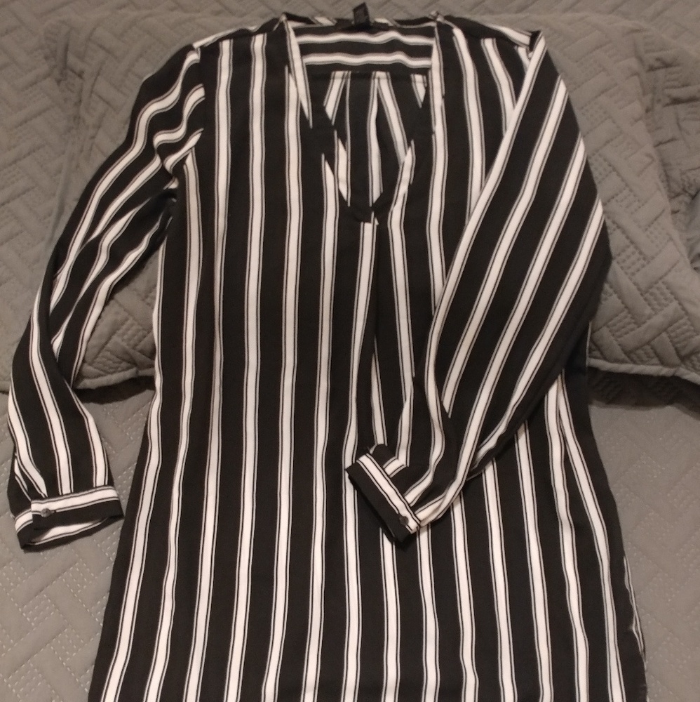 Blk/white striped dress